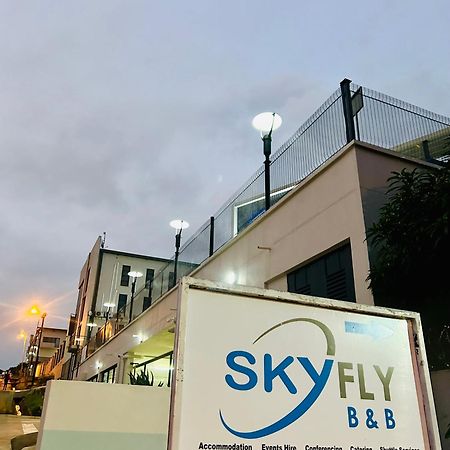 منزيني Skyfly Bed & Breakfast المظهر الخارجي الصورة