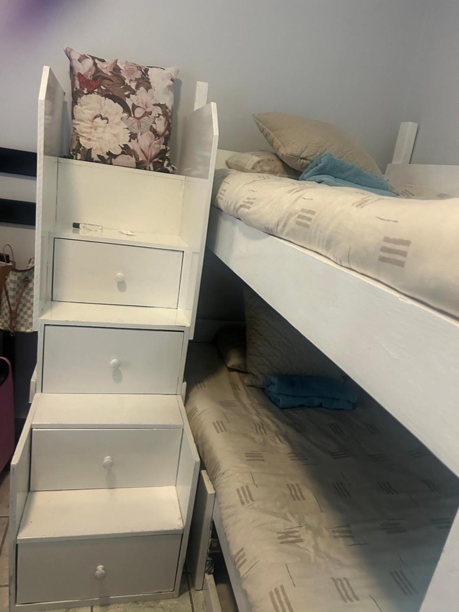 منزيني Skyfly Bed & Breakfast المظهر الخارجي الصورة